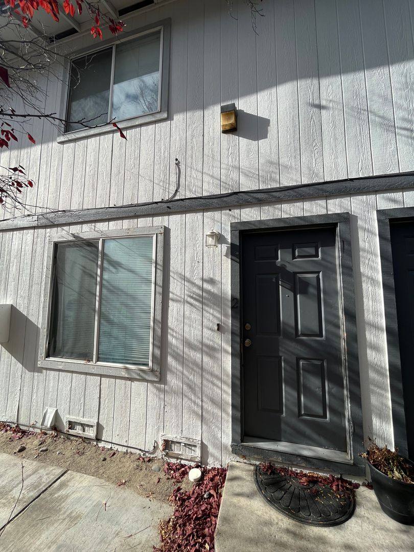 Apartment for rent at 3913 Pheasant Dr, Carson City, NV 89706