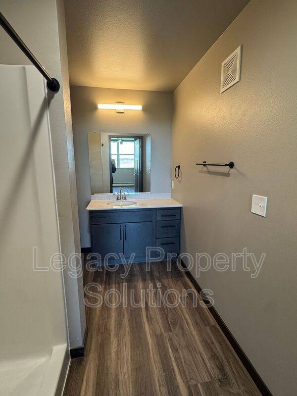 Apartment for rent at 226 E Greenfield Lane, Bismarck, ND 58503