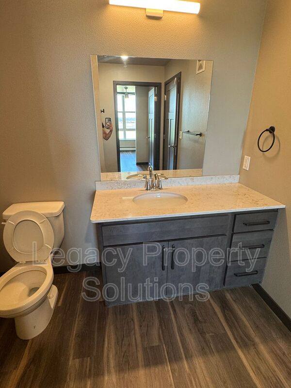 Apartment for rent at 220 E Greenfield Lane #B-306, Bismarck, ND 58503