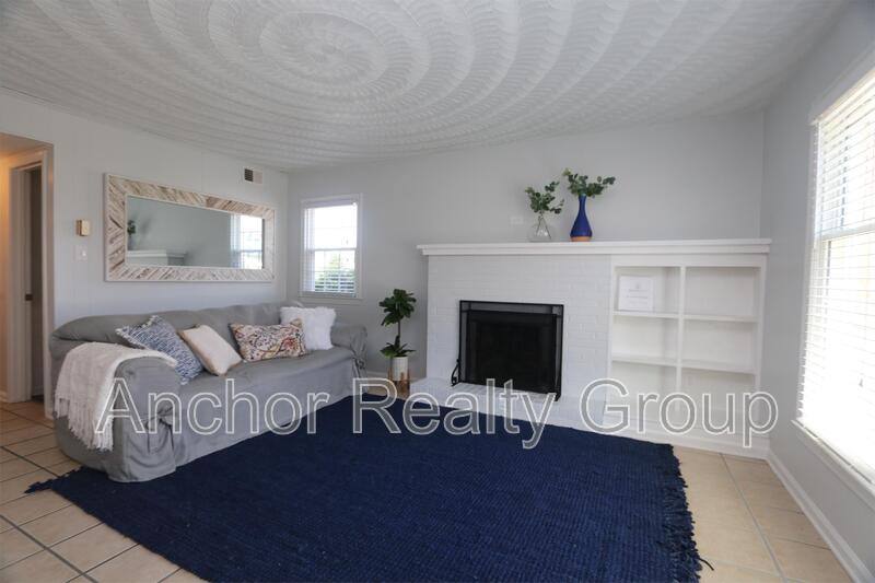 Townhouse for rent at 401 21st St #1, Virginia Beach, VA 23451