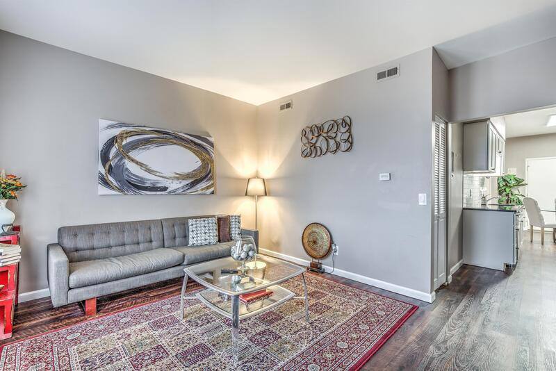 Apartment for rent at 1646 S 39th St #3N, Saint Louis, MO 63110