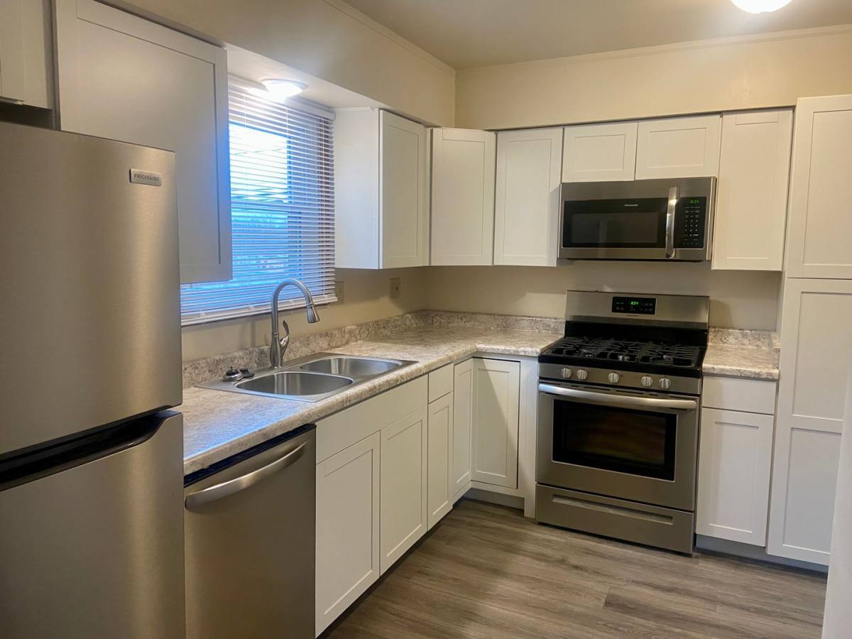 Apartment for rent at 2904-2910 Tamarack Dr, Erie, PA 16506
