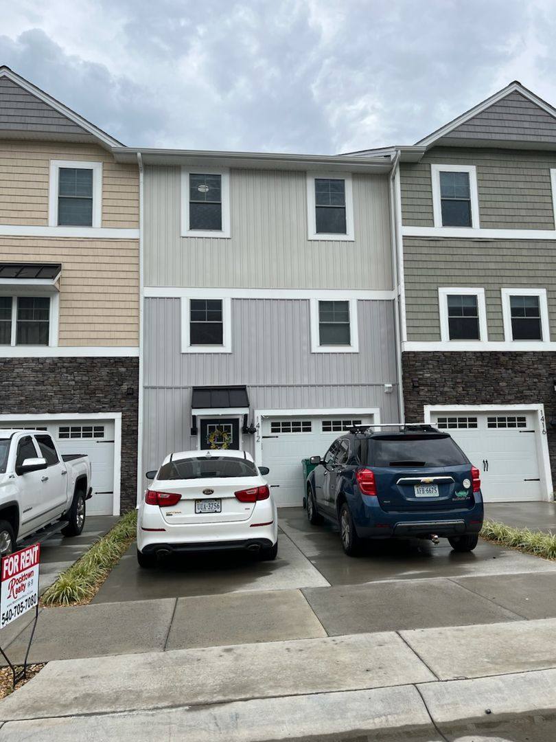 Townhouse for rent at 1412 Palomino Trail, Harrisonburg, VA 22801