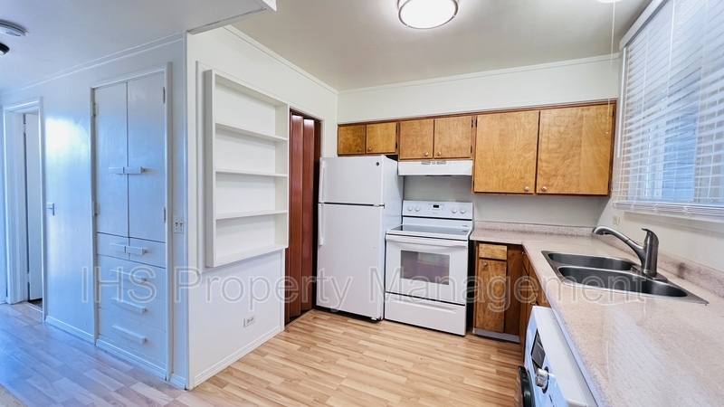 Apartment for rent at 1213 George Washington Way #51, Richland, WA 99352