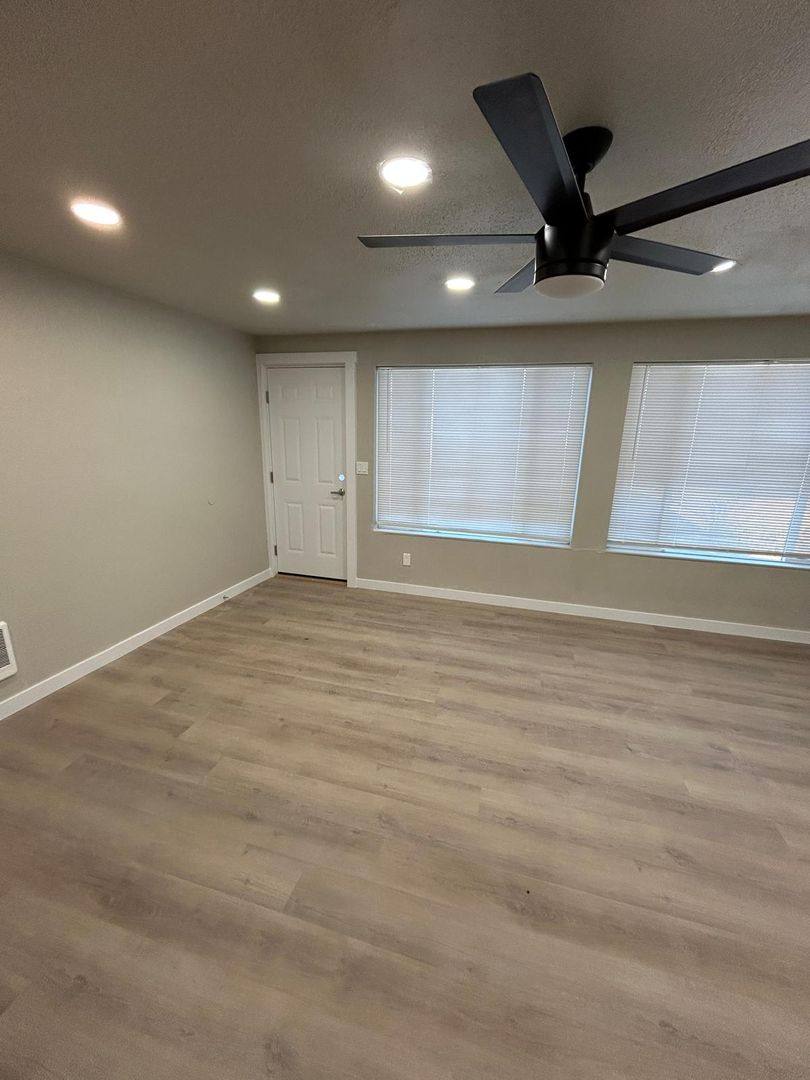 Apartment for rent at 6321 Beverly Blvd, Everett, WA 98203