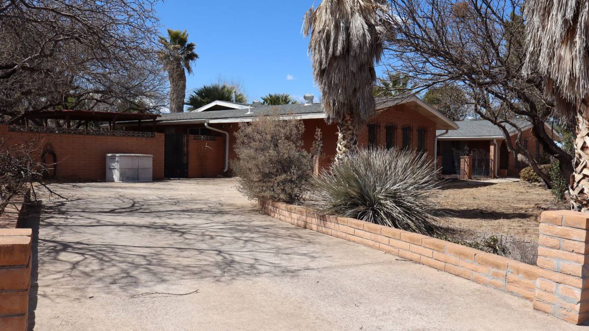 House for rent at 1810 Town & Country, Sierra Vista, AZ 85635
