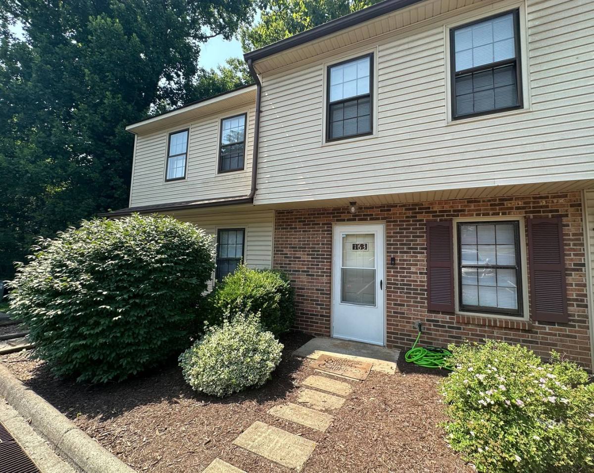 Apartment for rent at 8108 Timberlake Rd, Lynchburg, VA 24502