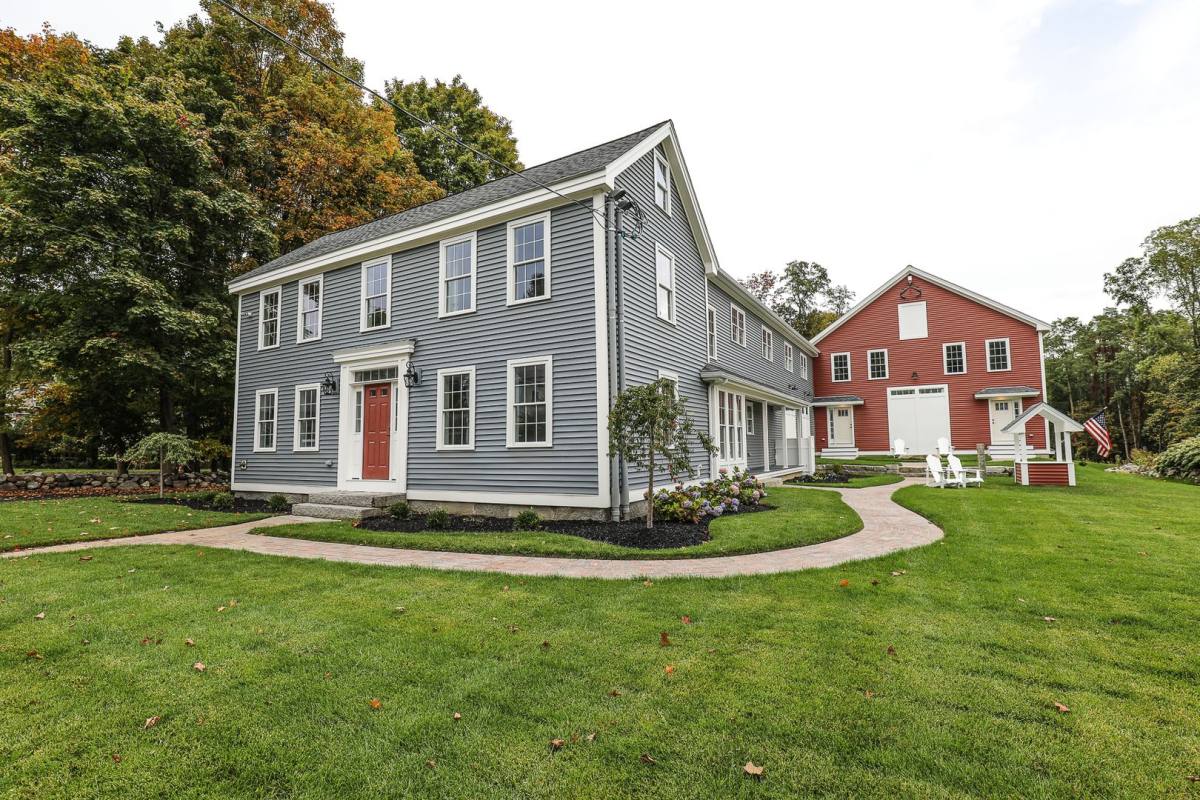 Apartment for rent at 24 Boston Rd, Westford, MA 01886