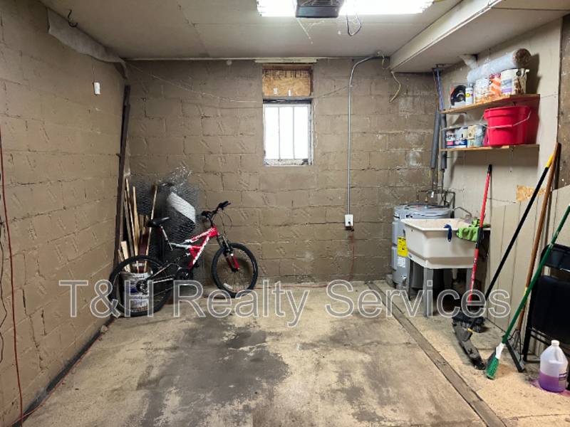 House for rent at 3043 N Pennsylvania St #A, Indianapolis, IN 46205