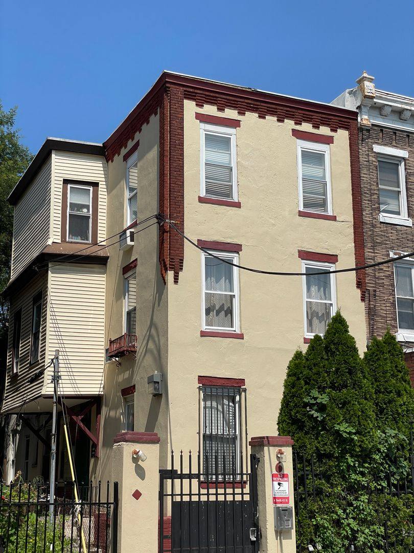 Apartment for rent at 6 S 43rd St, Philadelphia, PA 19104