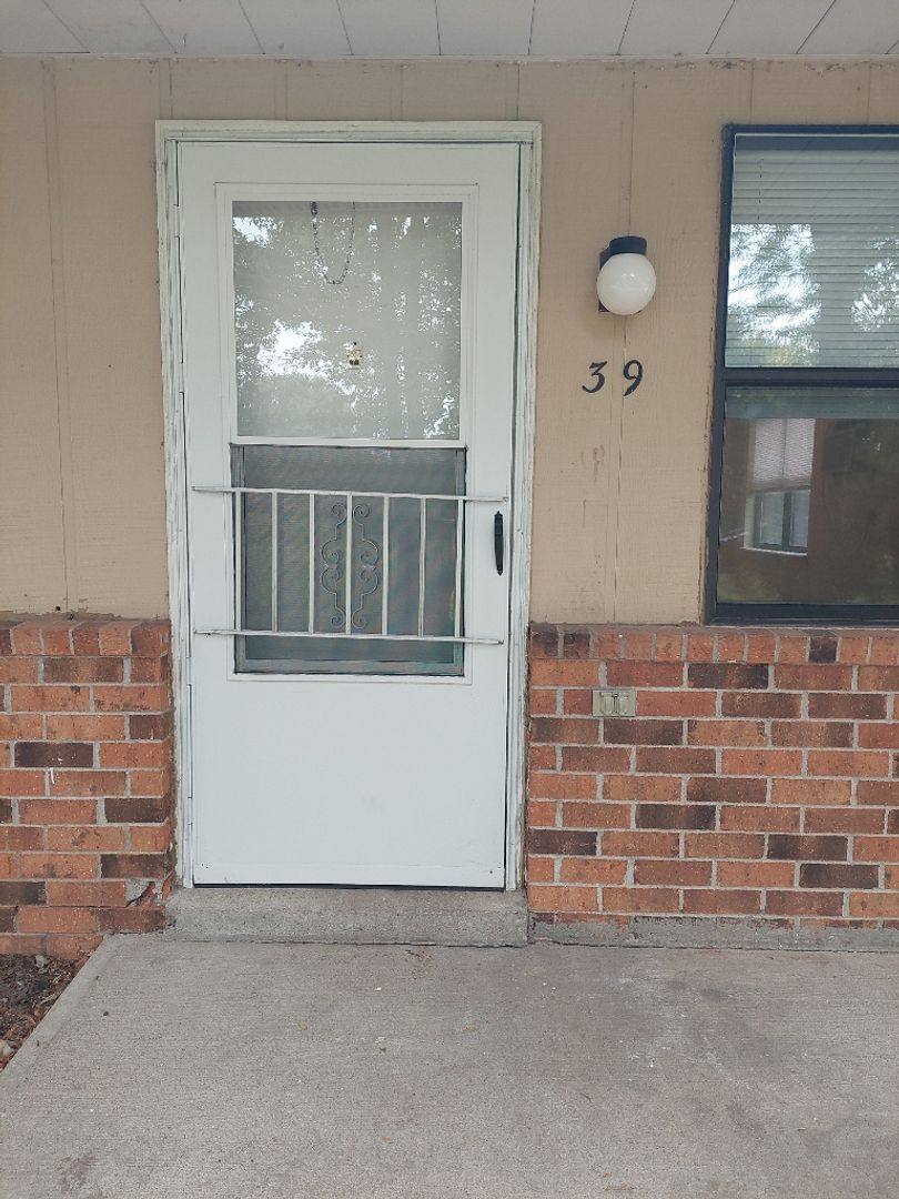 Apartment for rent at 200 Church St, Ashland, MO 65010