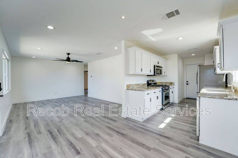 House for rent at 3663-3673 Budd St #3665, San Diego, CA 92111