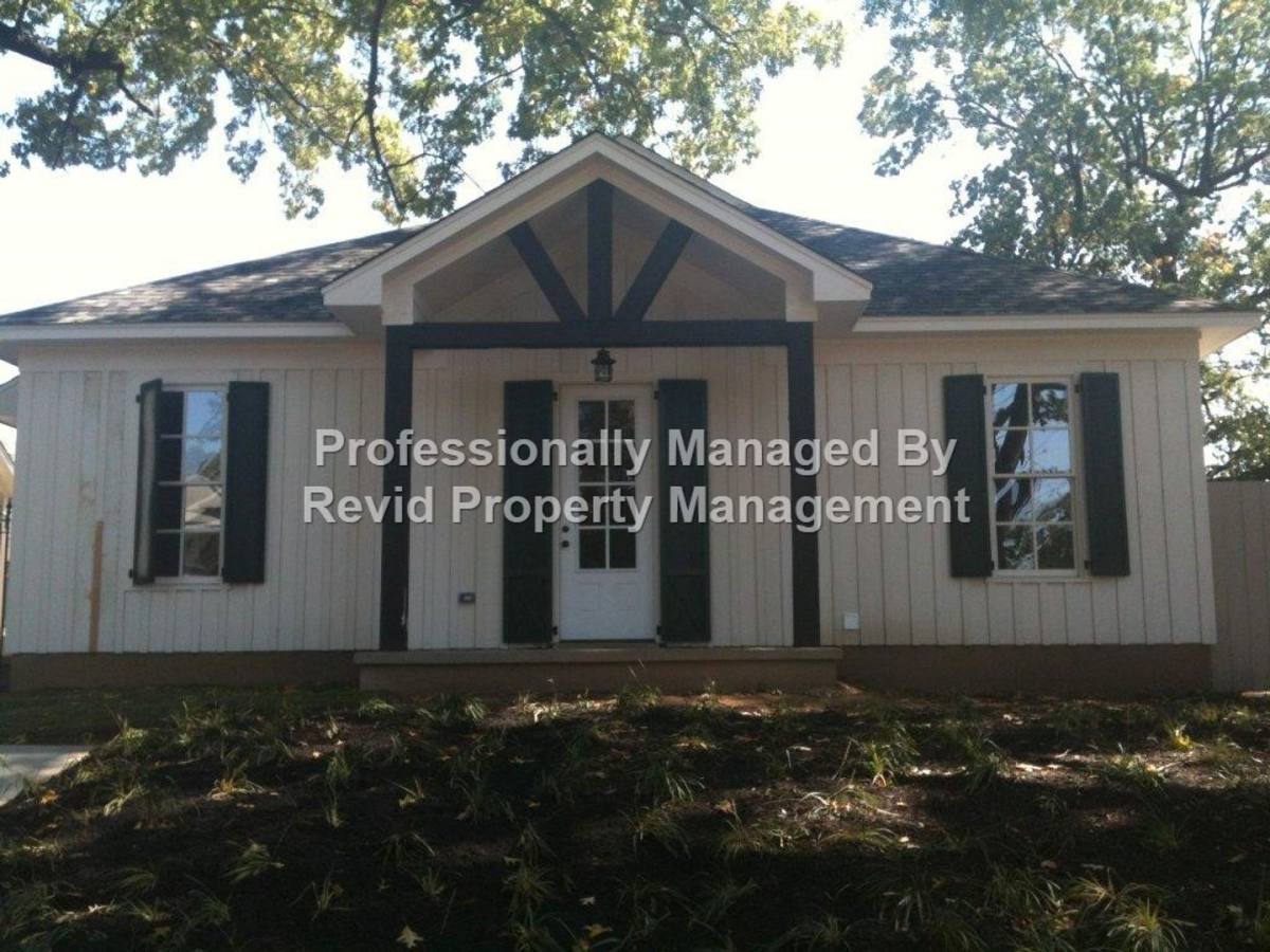 Apartment for rent at 172 N Willett, Memphis, TN 38104
