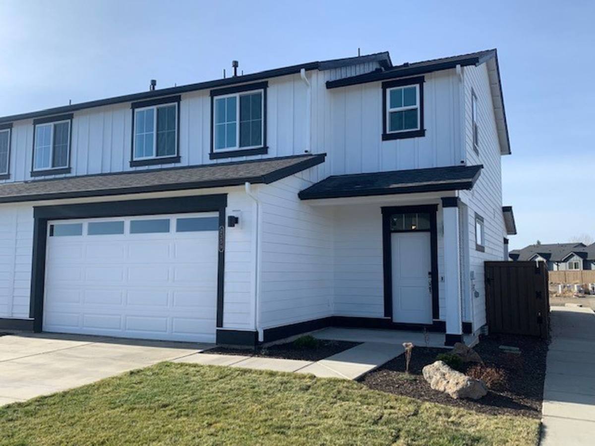House for rent at 2359 NE Victor Place, Bend, OR 97701
