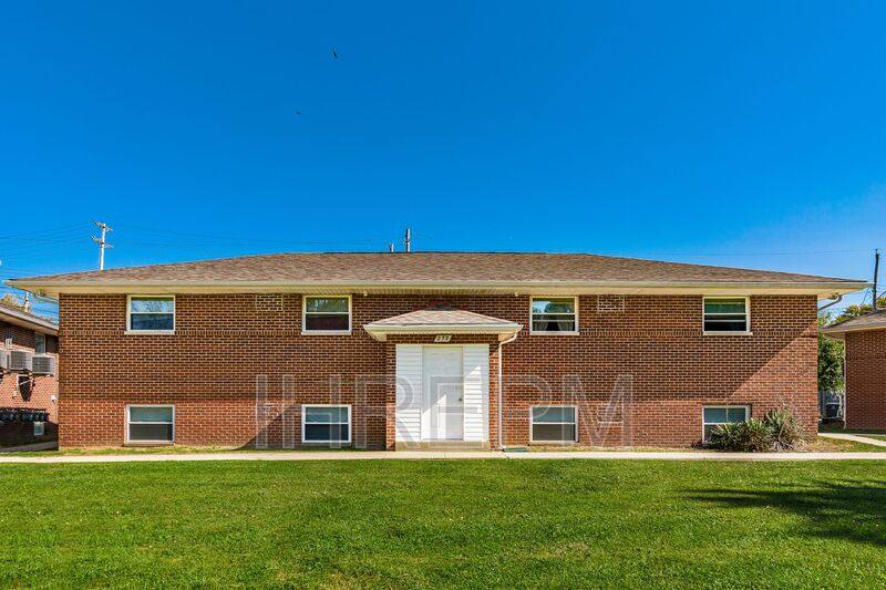 Apartment for rent at 280 N Powell Circle #C, Columbus, OH 43204