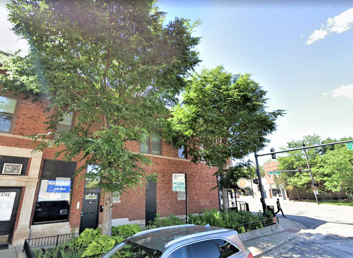Apartment for rent at 4459 W Lawrence Ave, Chicago, IL 60630