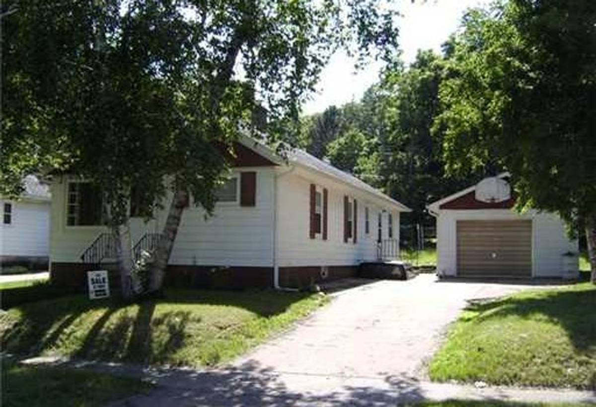 House for rent at 412 Starr Ave, Eau Claire, WI 54703