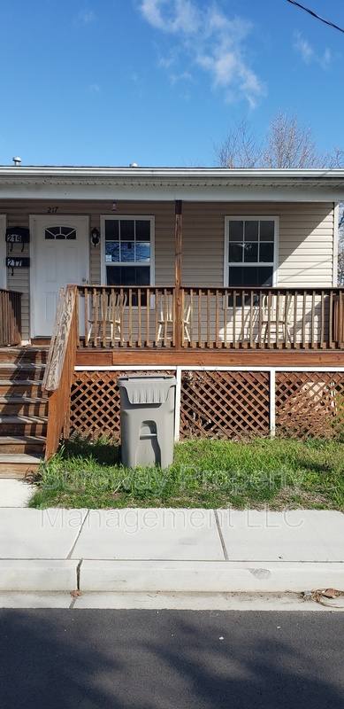 House for rent at 217 W Washington, Paulsboro, NJ 08066