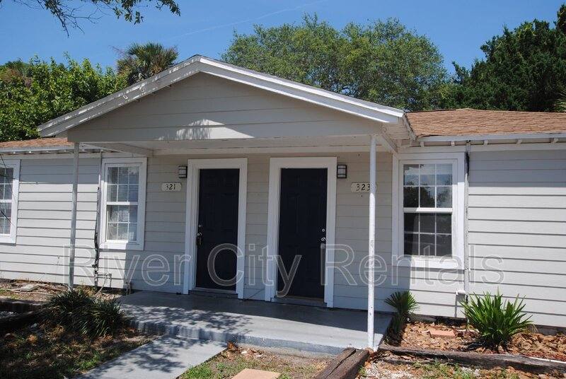 Apartment for rent at 321 10th St S #321, Jacksonville Beach, FL 32250
