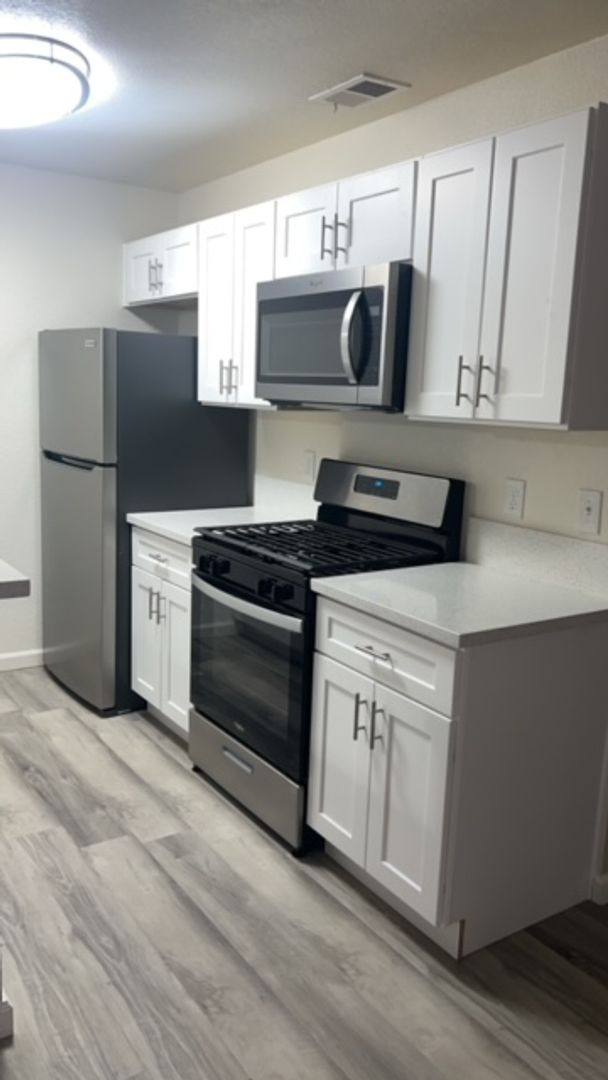 Apartment for rent at 1110 Redwood St, Las Vegas, NV 89146