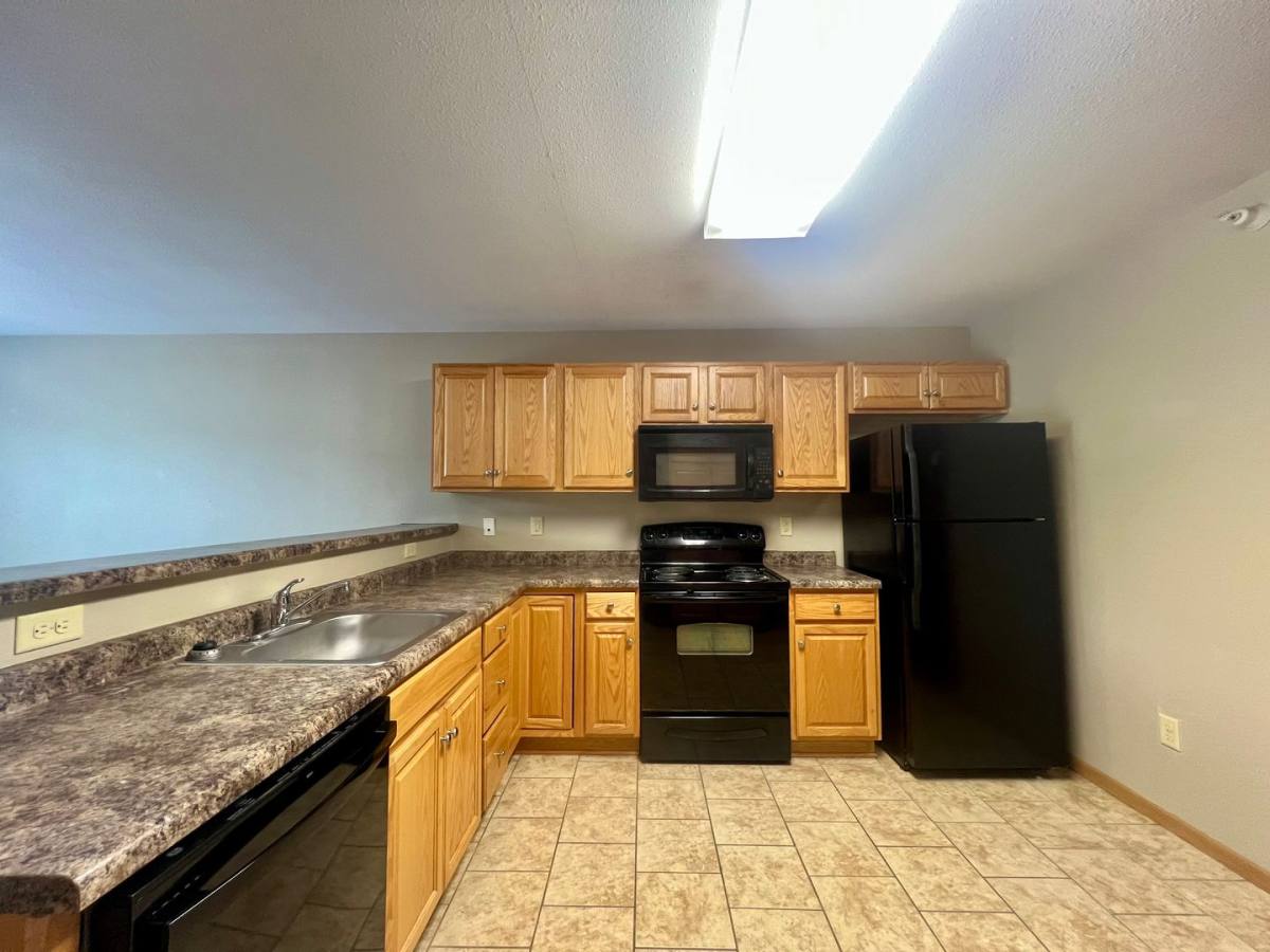 Apartment for rent at 202 James Ave, Mankato, MN 56001