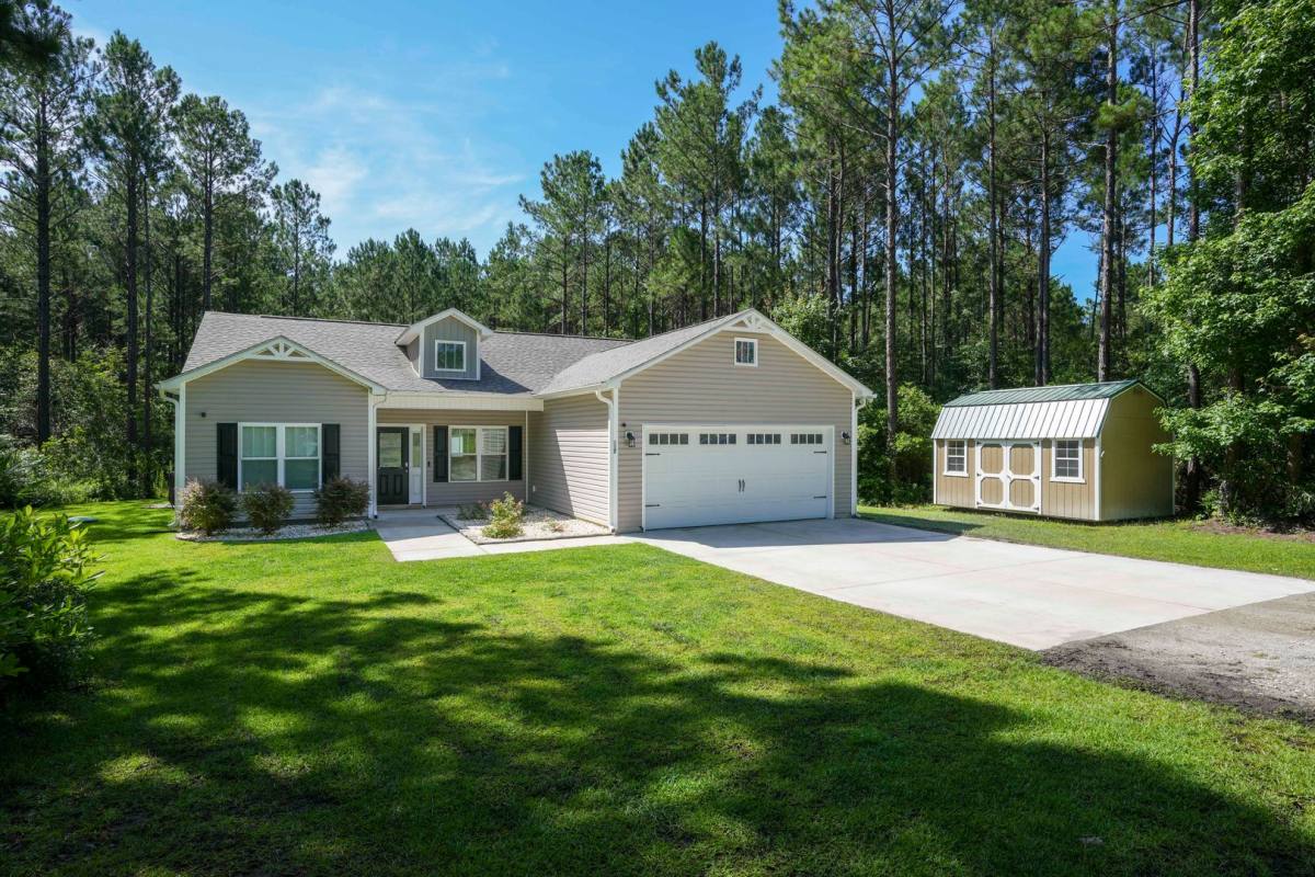 117 Penny Lane, Holly Ridge, NC 28445