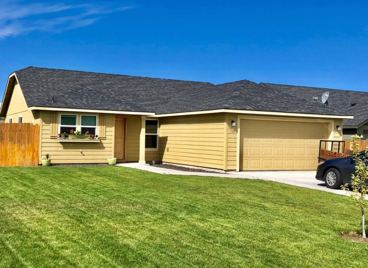 House for rent at 528 S Bayside St, Moses Lake, WA 98837