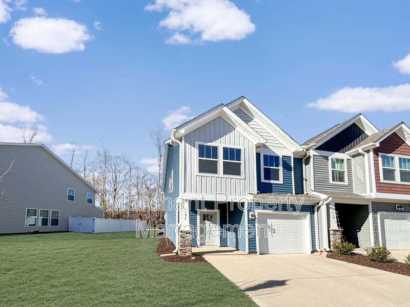 Townhouse for rent at 1392 Maplesmith Way, Moore, SC 29369