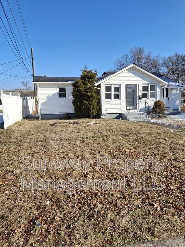 Apartment for rent at 50 Chestnut St #2, Pennsville, NJ 08070