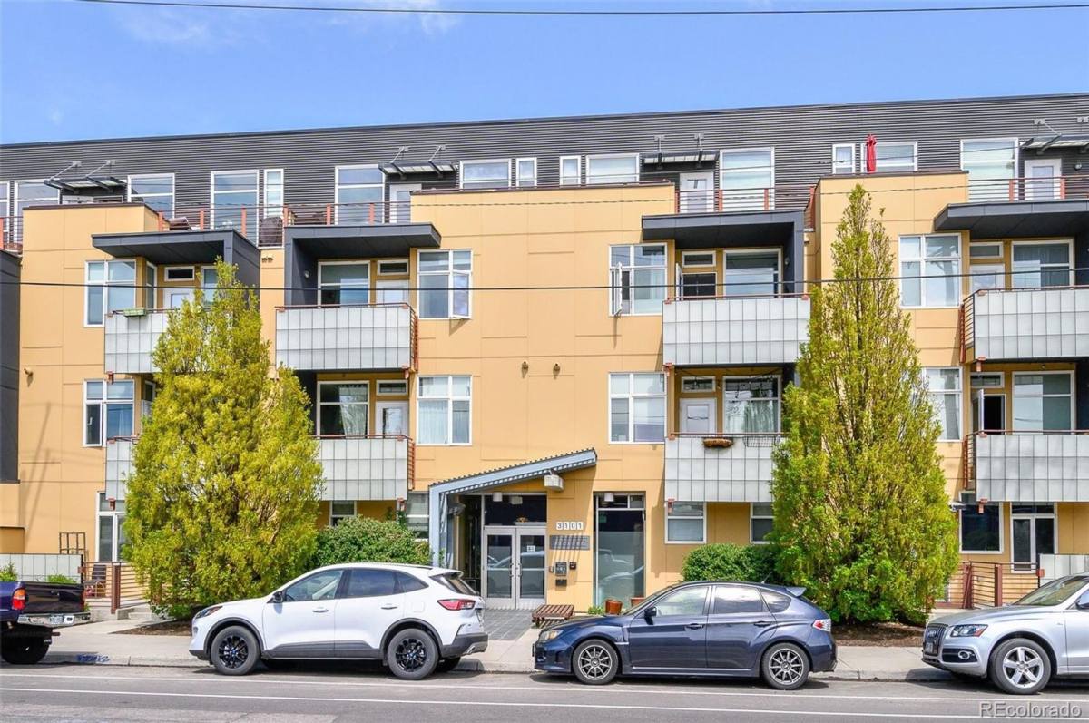 Condo for rent at 3101 Blake St, Denver, CO 80205