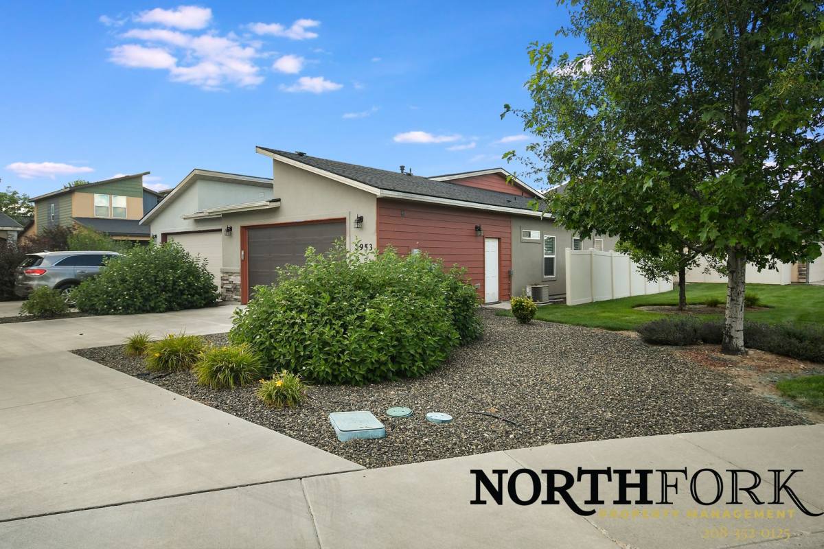 Townhouse for rent at 2953 N Cajun Lane, Meridian, ID 83646