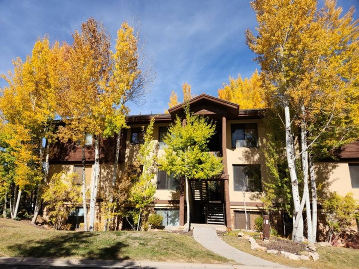 Condo for rent at 1600 W Pinebrook Blvd, Park City, UT 84098