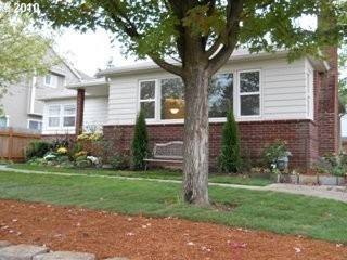 Apartment for rent at 8164 SE 52nd Ave, Portland, OR 97206