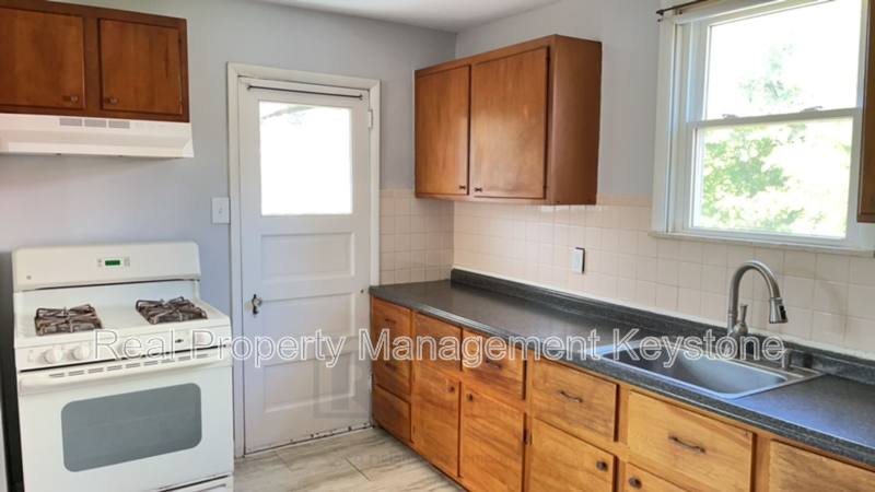House for rent at 93 Briggs St, Pittsburgh, PA 15234