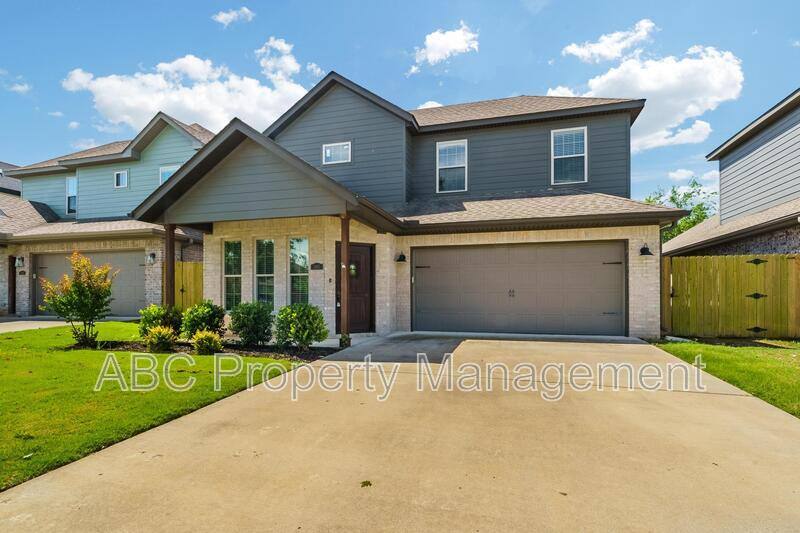 House for rent at 3207 SW Hillstone Ave, Bentonville, AR 72712