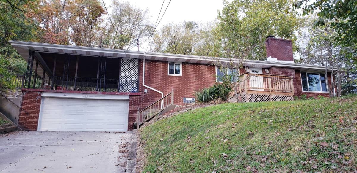 House for rent at 648 Monaca Rd, Aliquippa, PA 15001