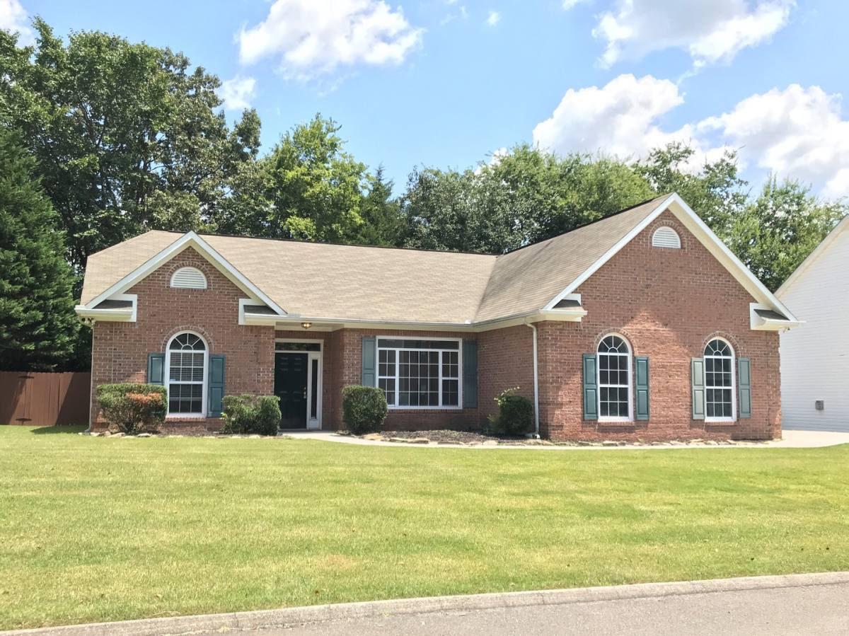 House for rent at 8518 Lawnpark Dr, Knoxville, TN 37923