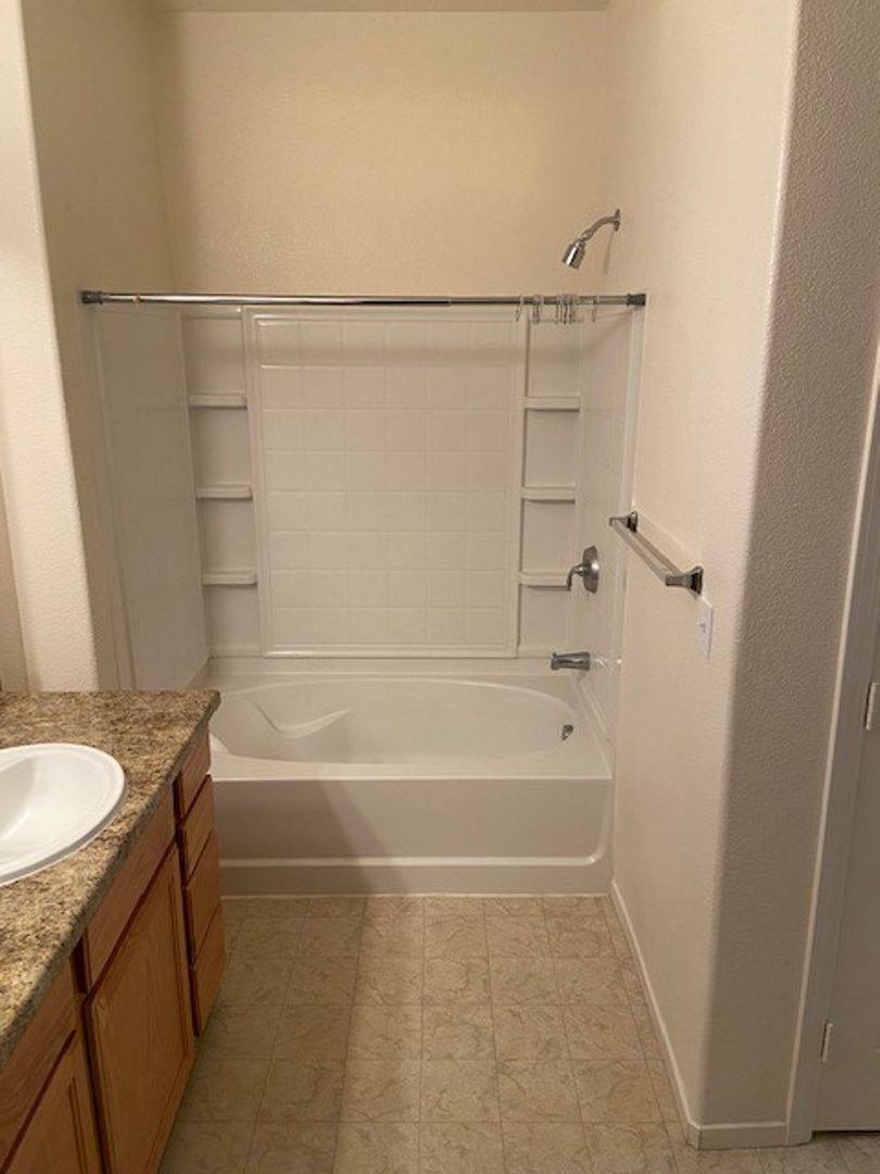 Apartment for rent at 400 Willow Way, Fernley, NV 89408