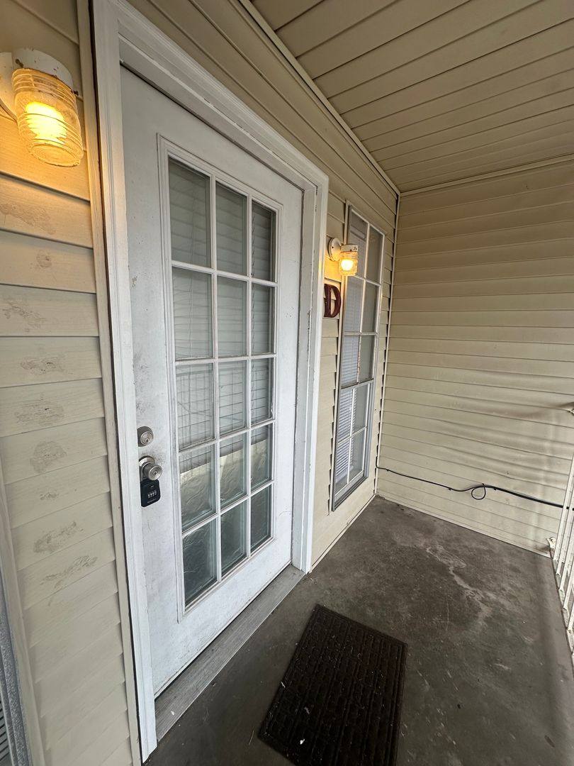 Apartment for rent at 107 Cantal Dr, Lafayette, LA 70507