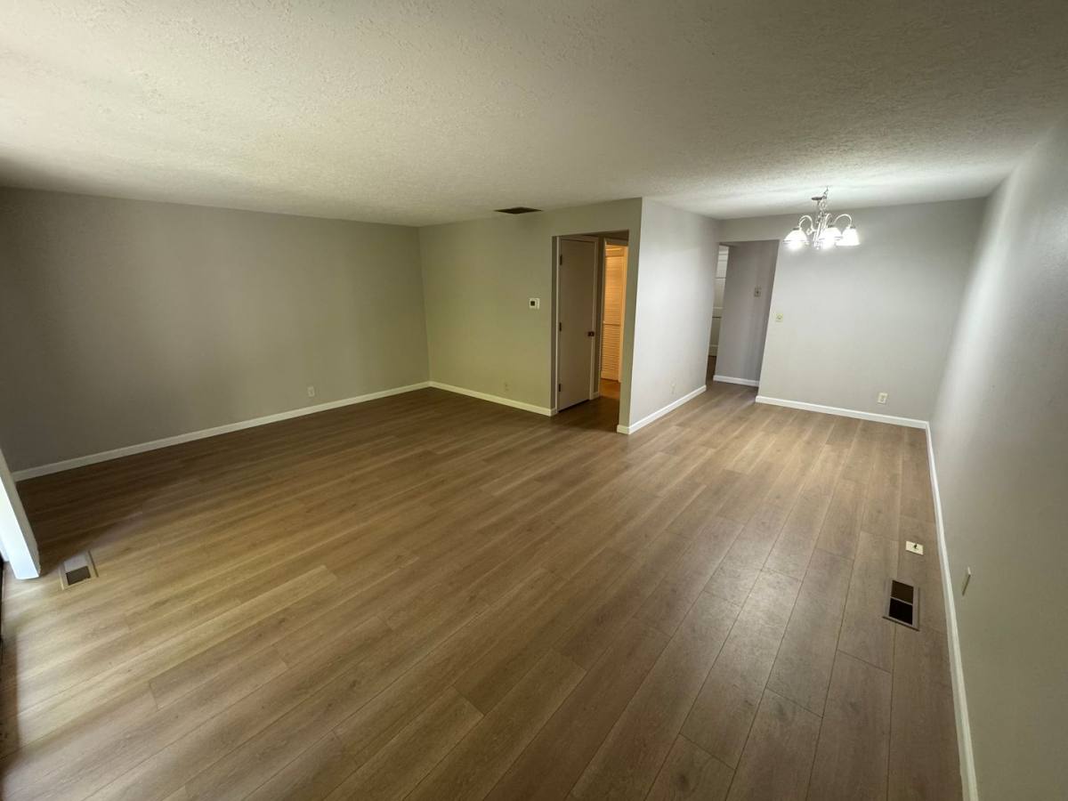 Apartment for rent at 6502-6508 Wheatland Rd N, Salem, OR 97303