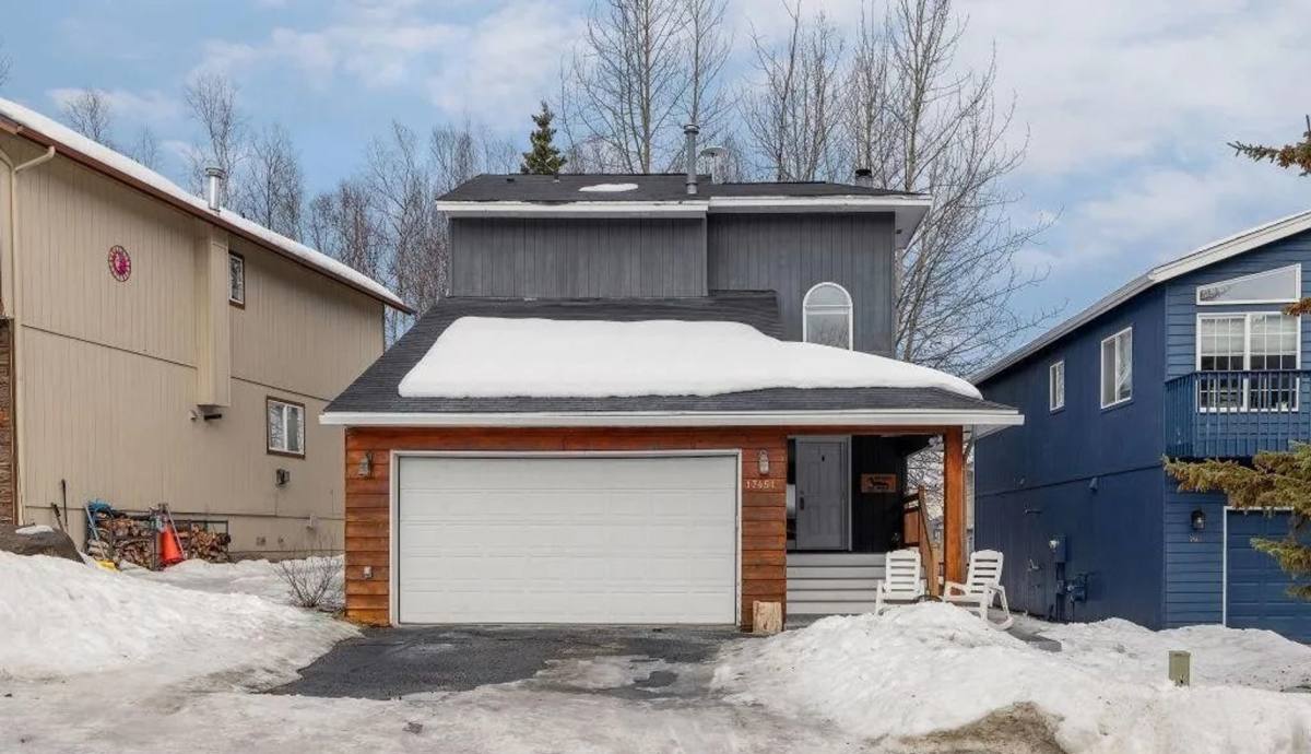 House for rent at 17451 Beaujolais Circle, Eagle River, AK 99577