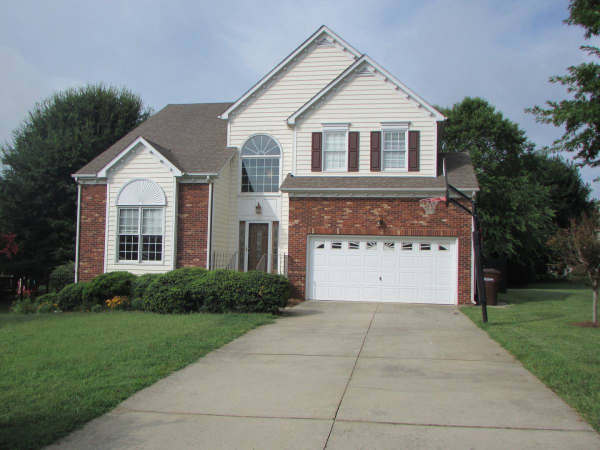 House for rent at 375 Kingsmill Dr, Advance, NC 27006