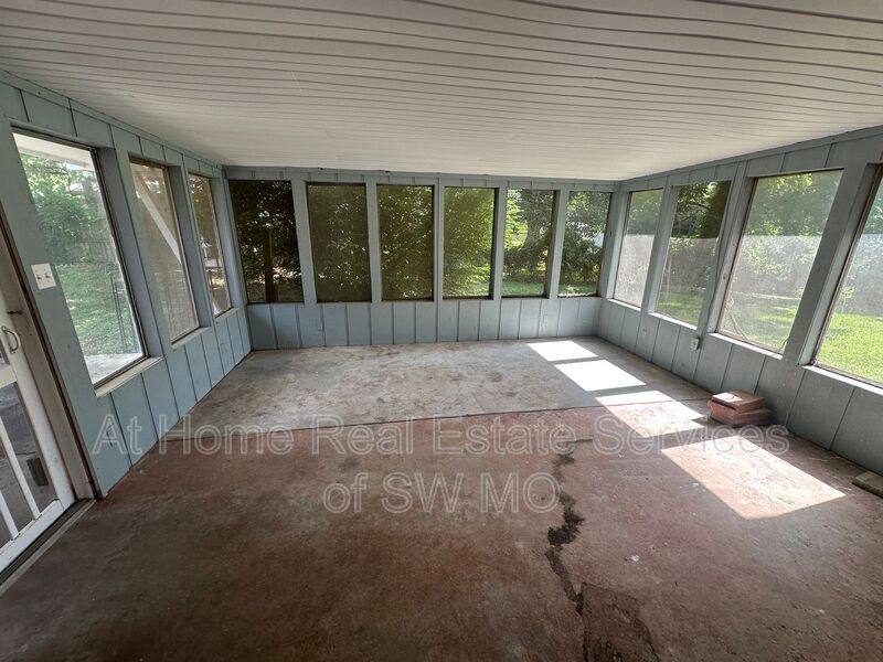 House for rent at 3510 W Republic Rd, Springfield, MO 65810