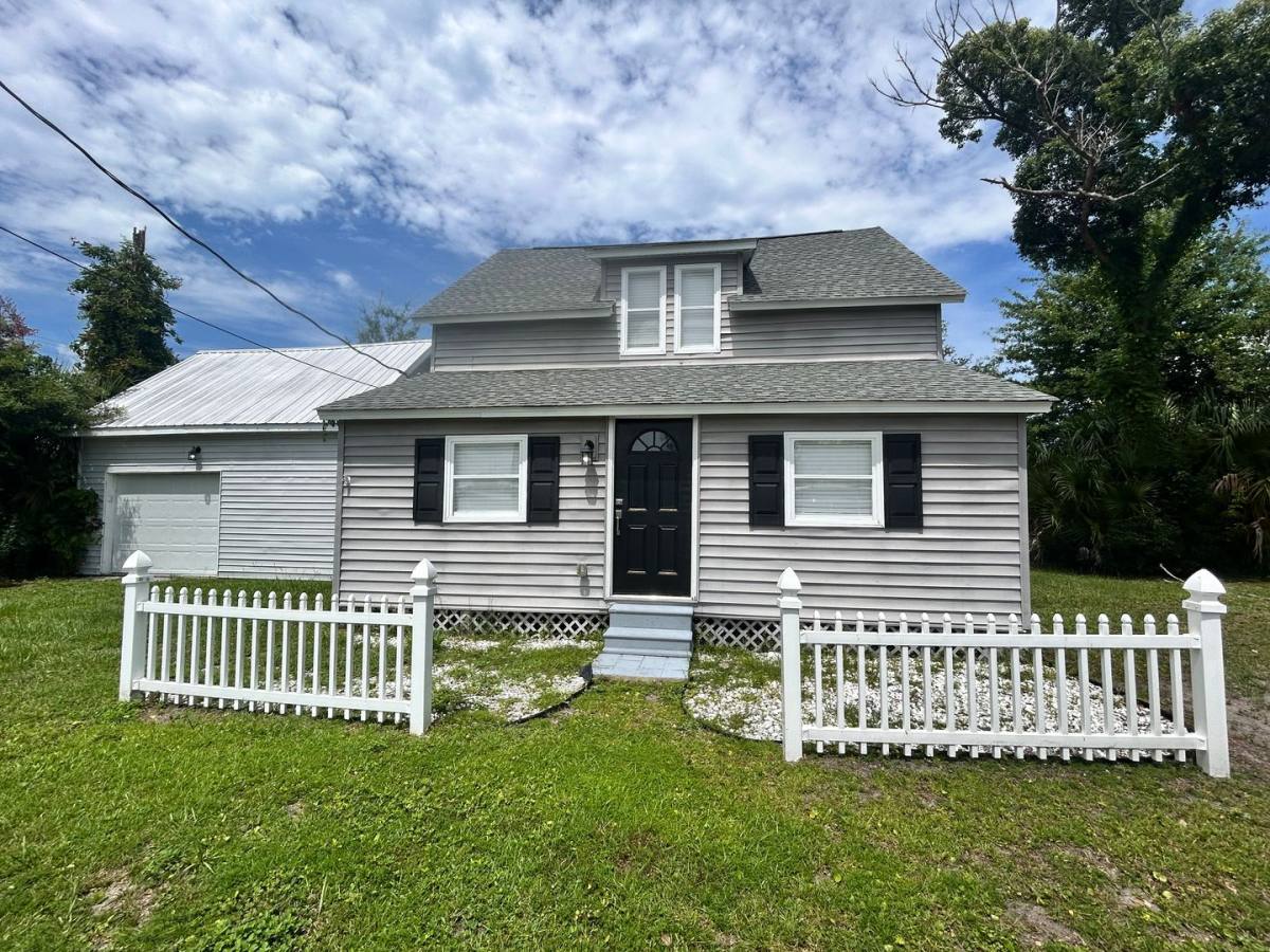 House for rent at 1116 Michigan Ave, Lynn Haven, FL 32444