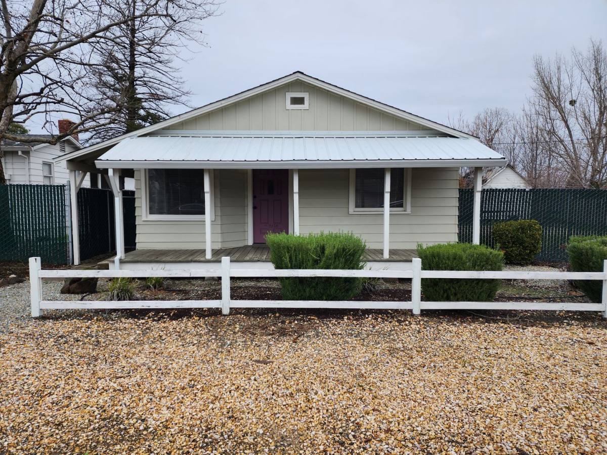 House for rent at 2156 Howard St, Anderson, CA 96007