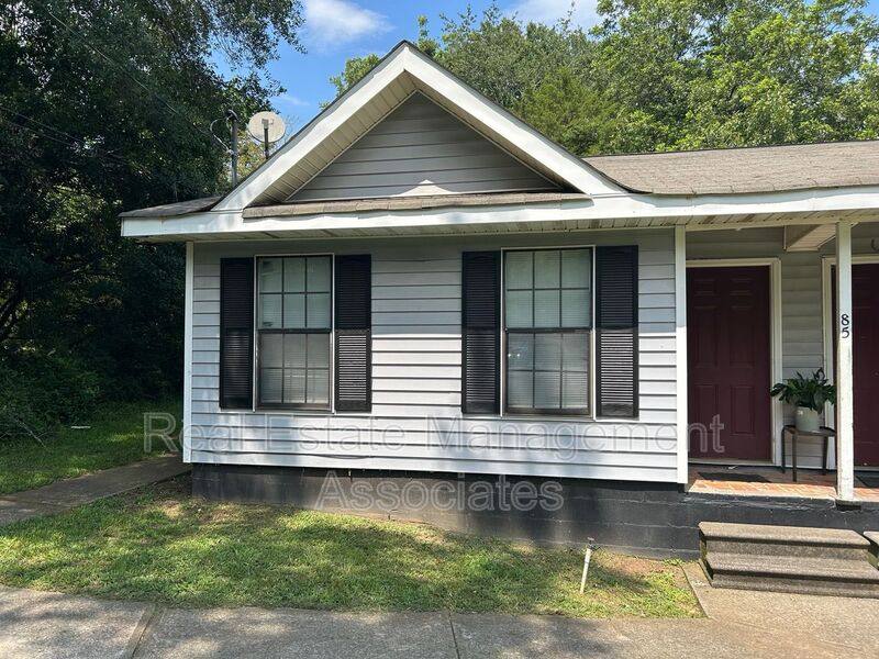 Apartment for rent at 85 Ridge St #A, Locust Grove, GA 30248