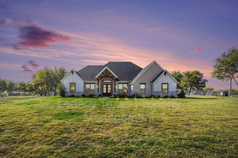 House for rent at 6309 Rustic Edge, Godley, TX 76044