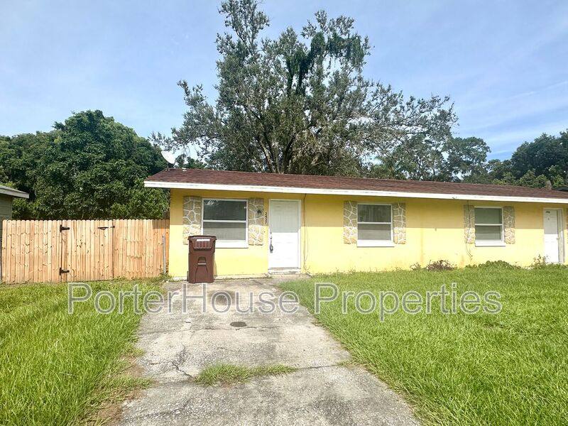 House for rent at 2437 S Mills Ave, Orlando, FL 32806