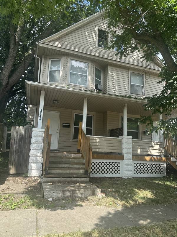 Apartment for rent at 3244 W 92nd St, Cleveland, OH 44102