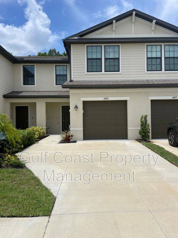 Townhouse for rent at 14195 Oviedo Place, Fort Myers, FL 33905